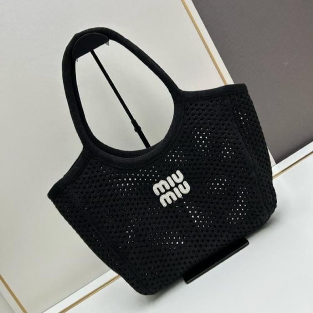 شنطة الصيف ميو ميو Miu Miu Summer Handbag