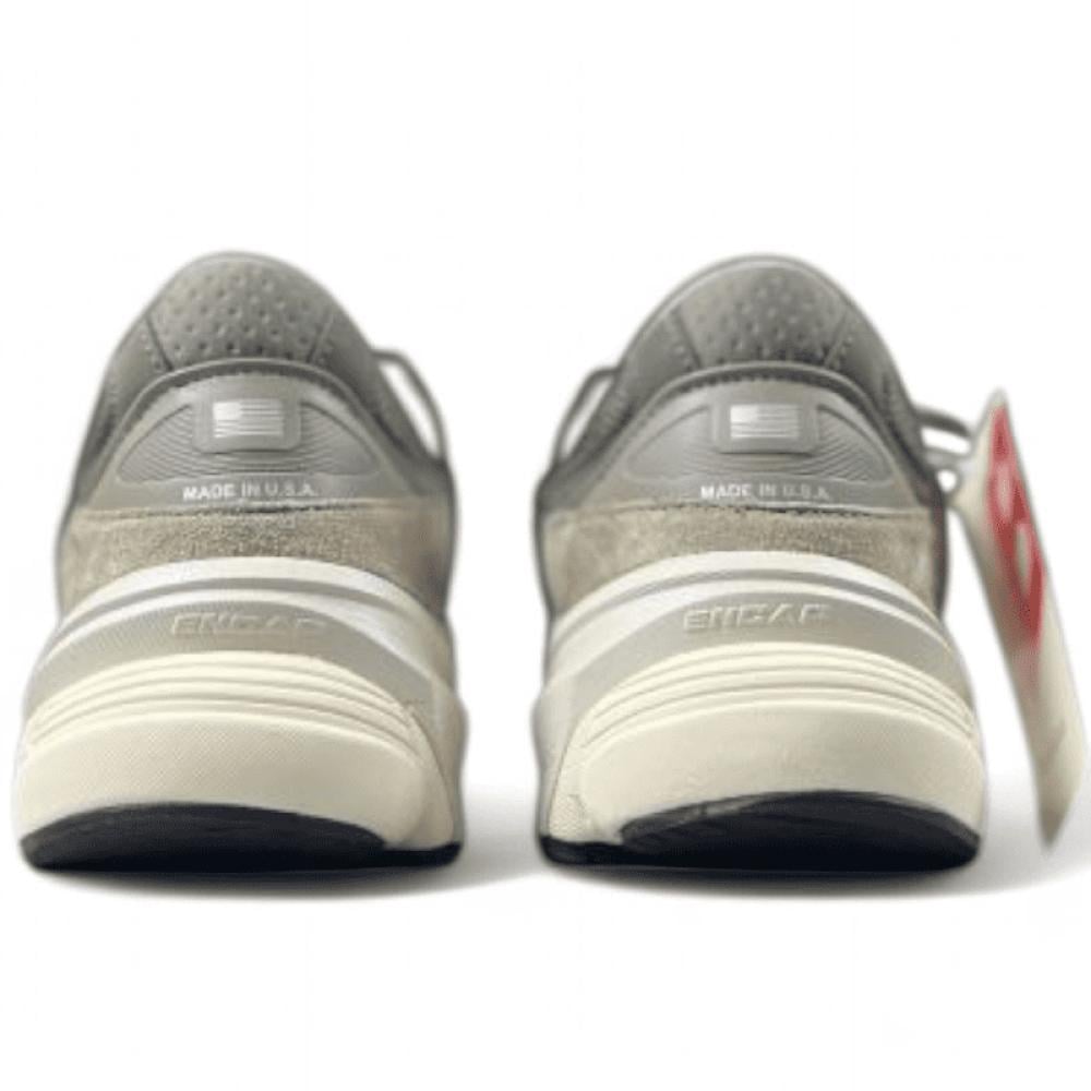 NEW BALANCE V6 990