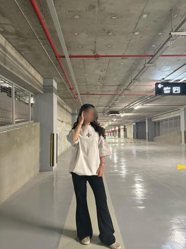 T-shirt White