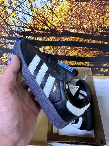 Adidas samba