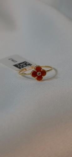 خاتم ذهب أصفر عيار 18 تصميم Van Cleef
