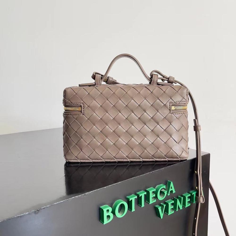 Bang Bang Vanity Case