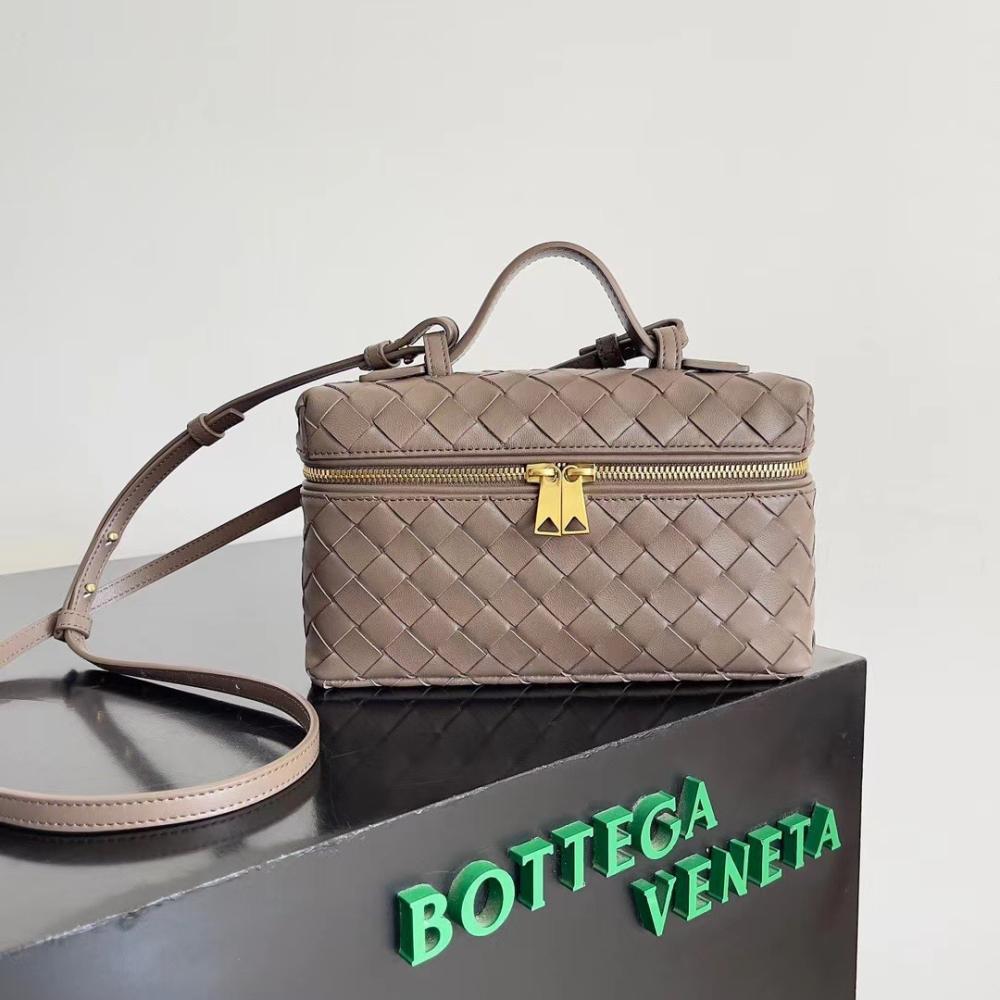 Bang Bang Vanity Case