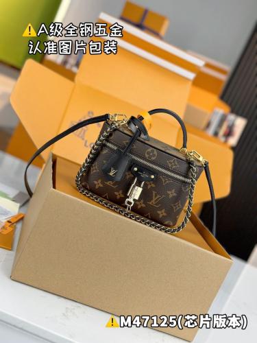 Vanity Chain Pouch