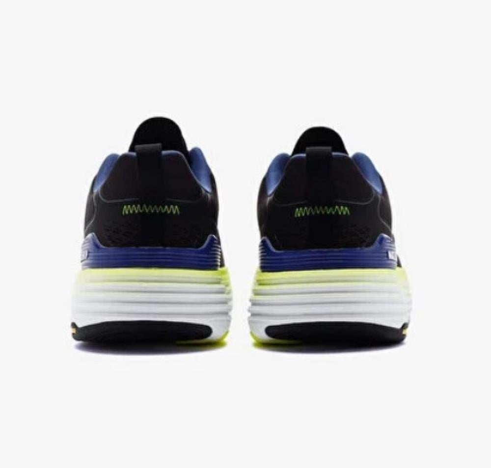 حذاء الجري سكيتشرز ماكس كوشين