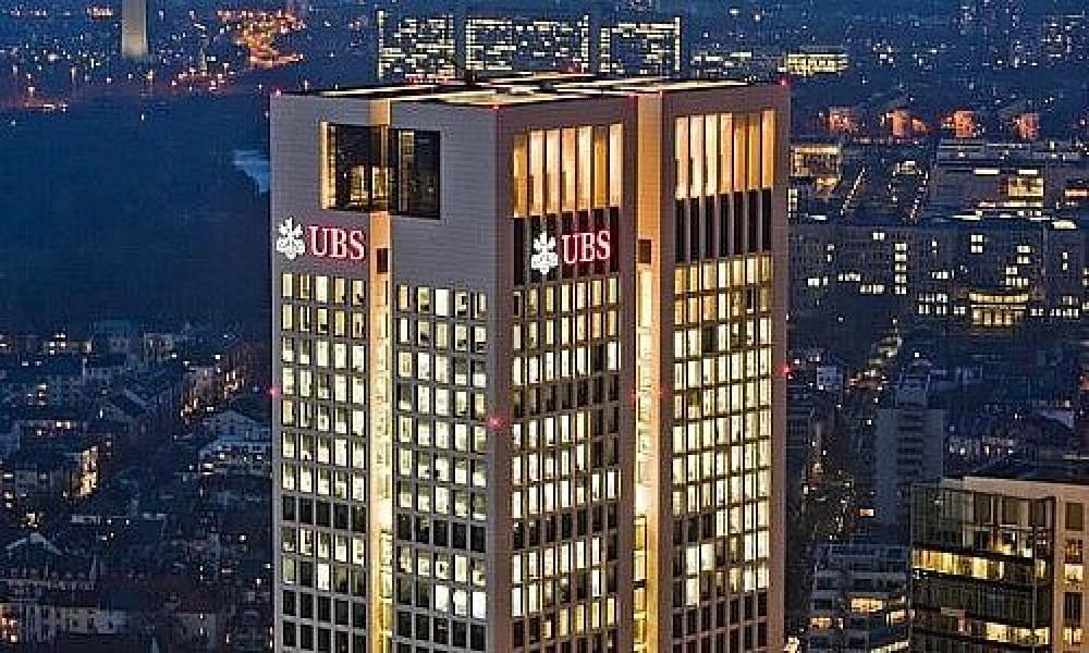 UBS: كيف تحوّلت مؤسسة مصرفية عمرها قرن ونصف إلى رائد عالمي في إدارة الثروات؟