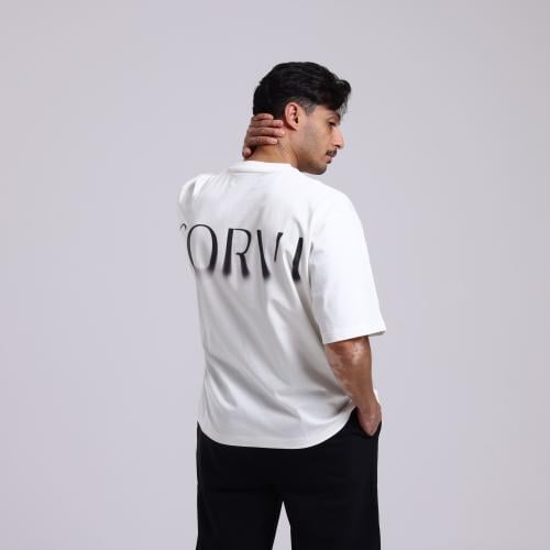 تيشيرت أوفر سايز أبيض – شعار Corvi بالخلف