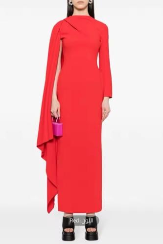 فستان أنيق تصميم كلاسيكي بألوان متعددة