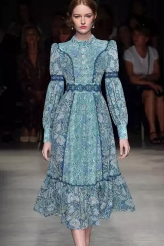 فستان ميدي بطبعات الزهور