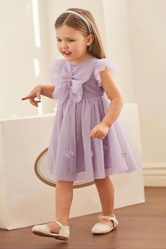 فستان ديف بيلا الأرجواني بإطلالة أوربية