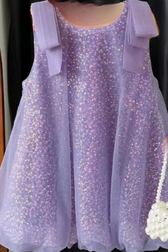 فستان أرجواني شبكي للحفلات