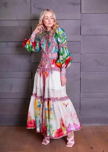 فستان مكسي أنيق مزين بالزهور بأكمام واسعة