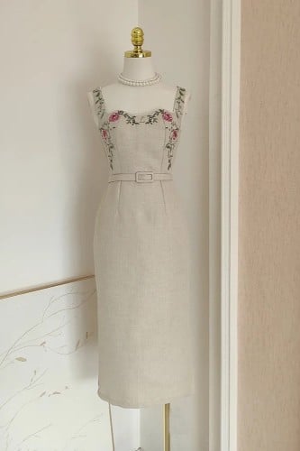 فستان بيج مخصر مطرز