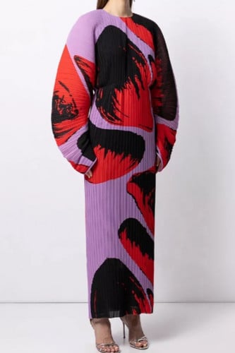 فستان بليسية بتصميم أنيق