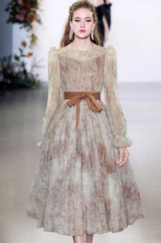 فستان تل طباعة باكمام طويلة