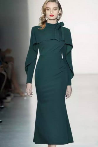 فستان بتصميم حورية البحر