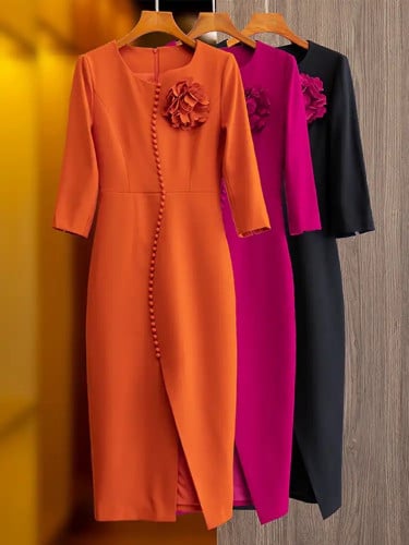 فستان ميدي مزين بالورد والازارير