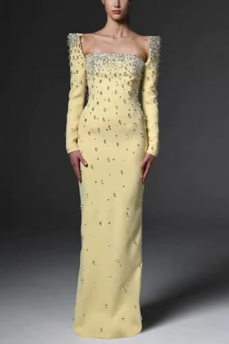 فستان سهرة نسائي طويل مطرز بالكريستال