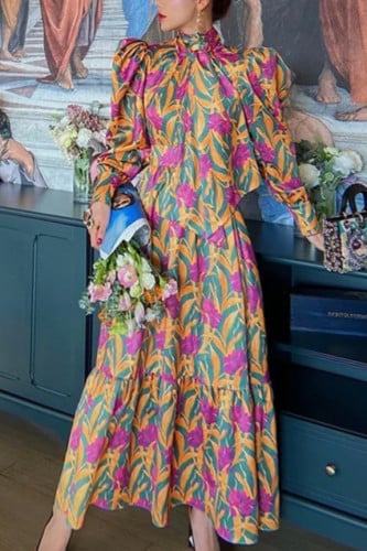 فستان طويل مشجر