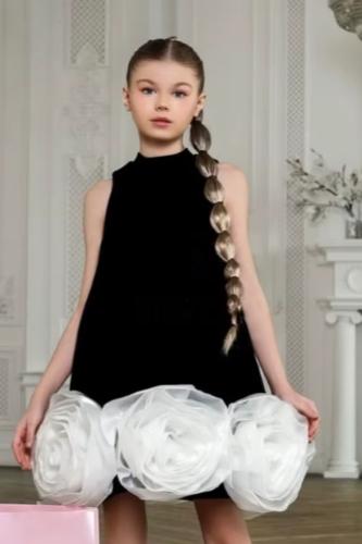 فستان الأميرة الحريري | لمسة من الفخامة