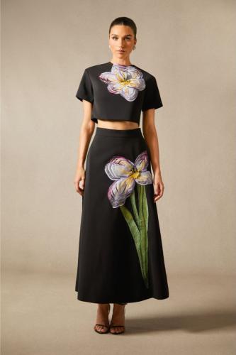 طقم مكون من قطعتين مزين بالزهور