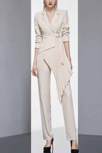 طقم بدلة مكون من قطعتين