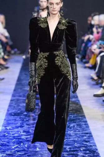 طقم ربيعي مخمل