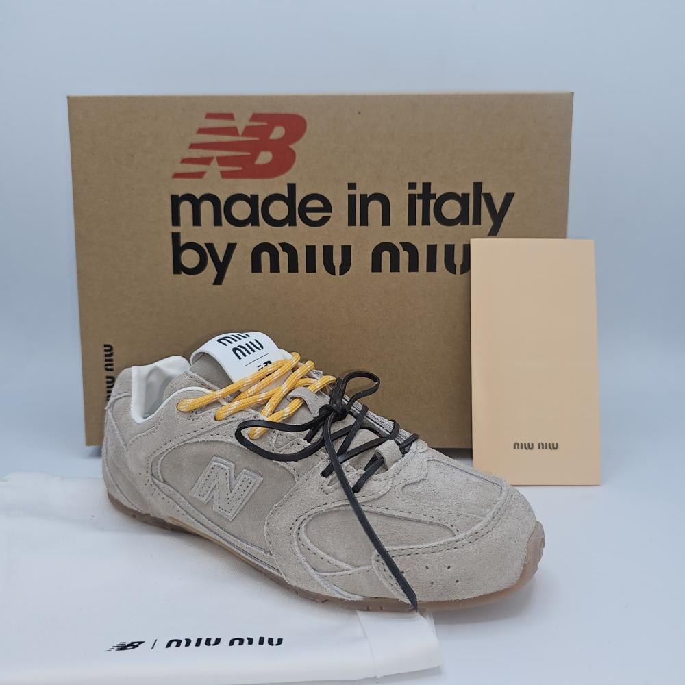 New balance X Miu Miu 530