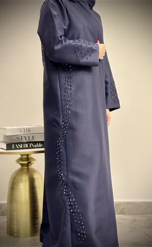 عباية أنيقة كحلي تفته تطريز يدوي من الجنب