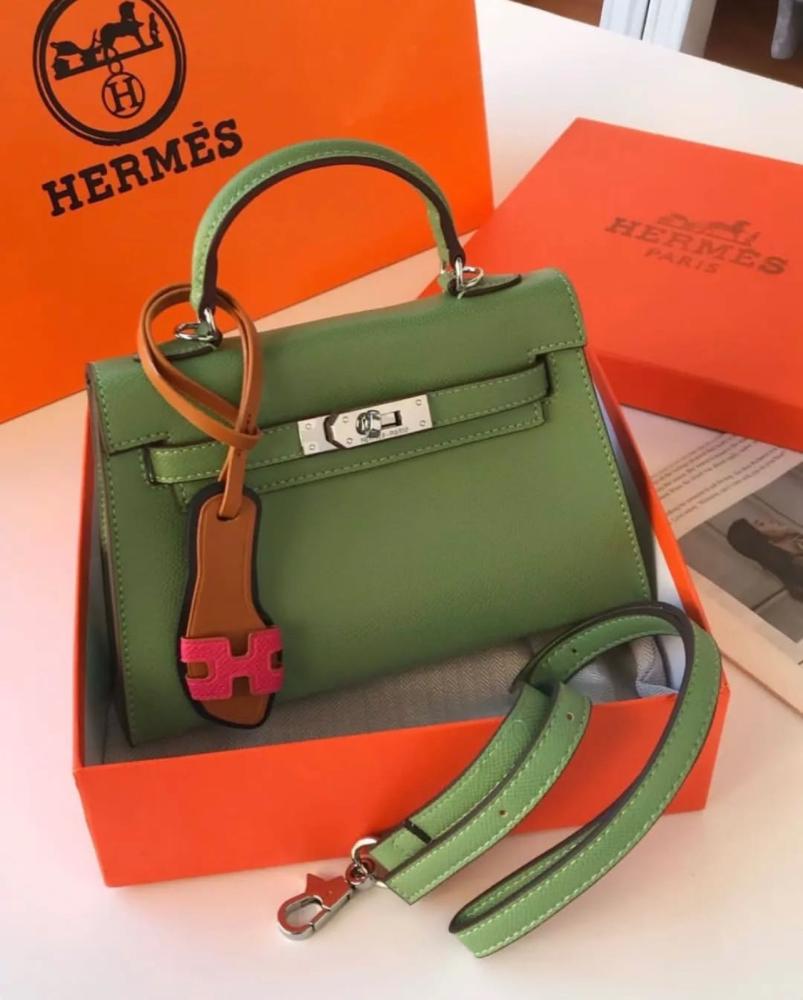 M. شنطة Hermès