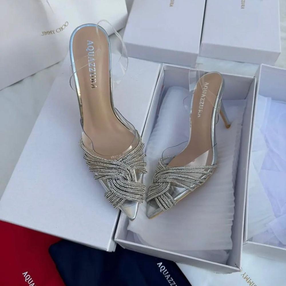 M. احذية Aquazzura
