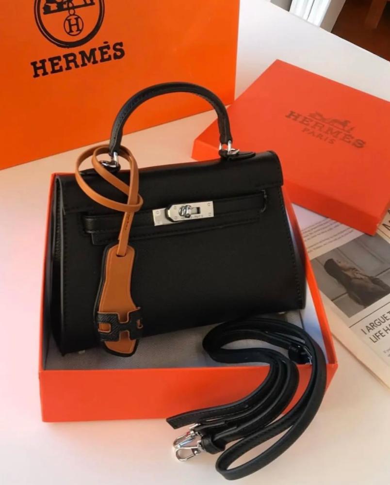 M. شنطة Hermès
