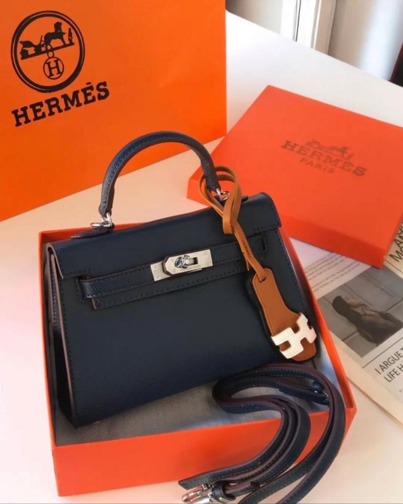 M. شنطة Hermès