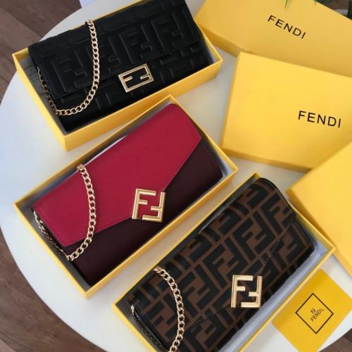 M. شنطة FANDI
