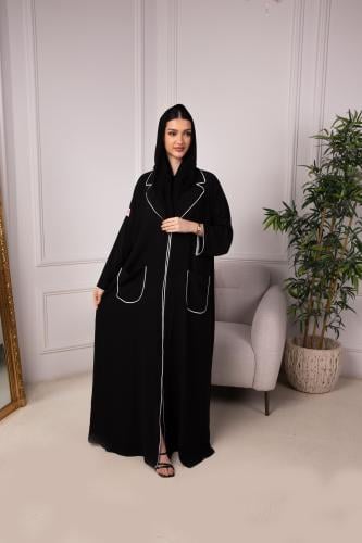 عباية بليزر أسود بتطريز أبيض