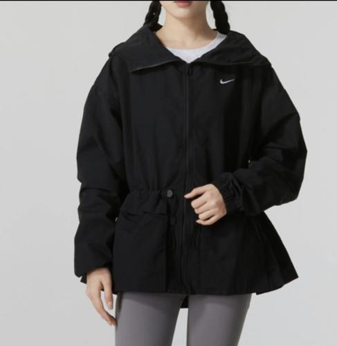 جاكيت نايك نسائي | Nike