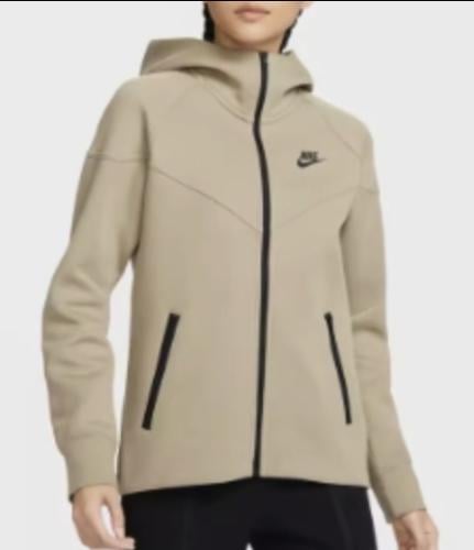 جاكيت نايك نسائي | Nike