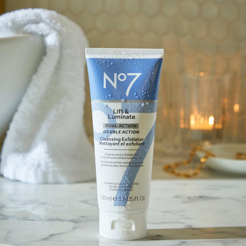 No.7 Lift & Luminate Dual Action Facial Scrub 100ml - uCare