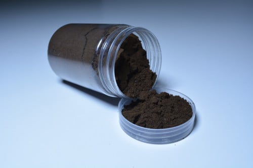 علبة ليمون اسود مطحون