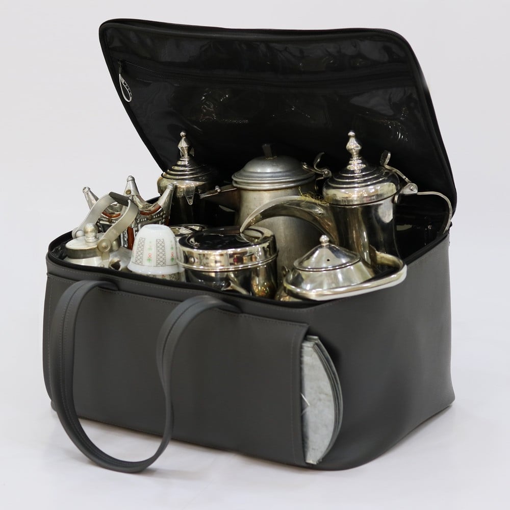 عزبة الكرم جلد لون رمادي