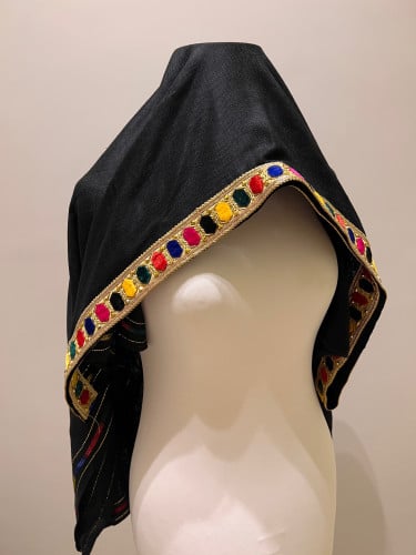 شيله تراثيه فخمه جدا باطراف مخمل