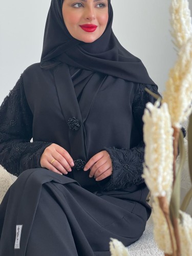 عباية الجوري ((بقصة مستقيمة شبه كلوش))