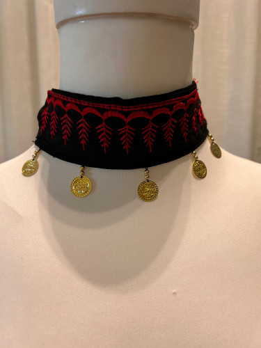 ربطة راس لون احمر