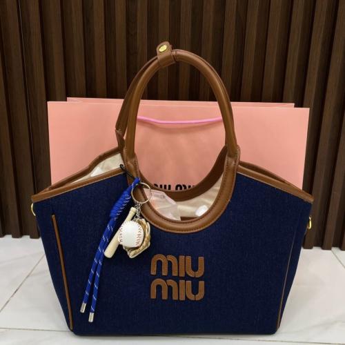 شنطة miu miu مقاس L