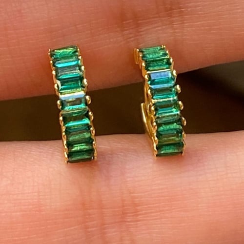 ( E ) earring  "Green"