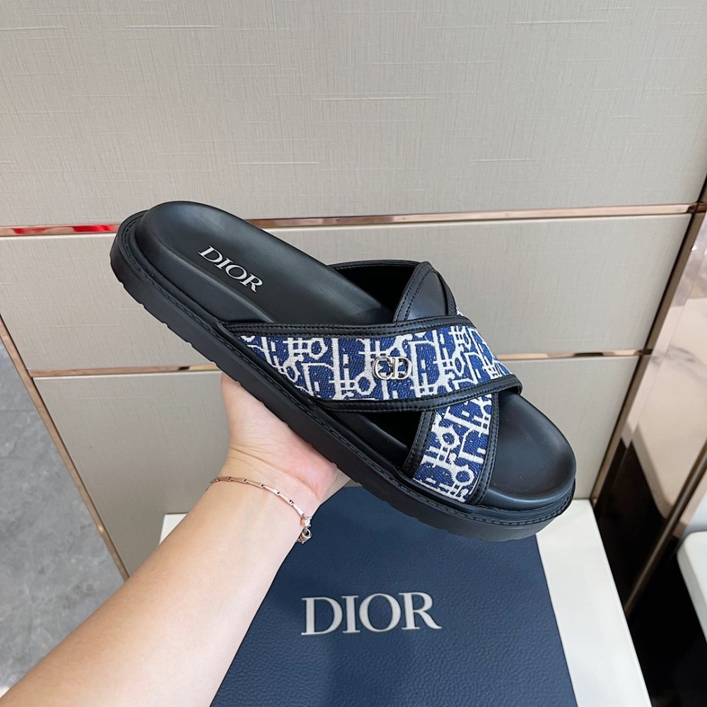 Dior slipper