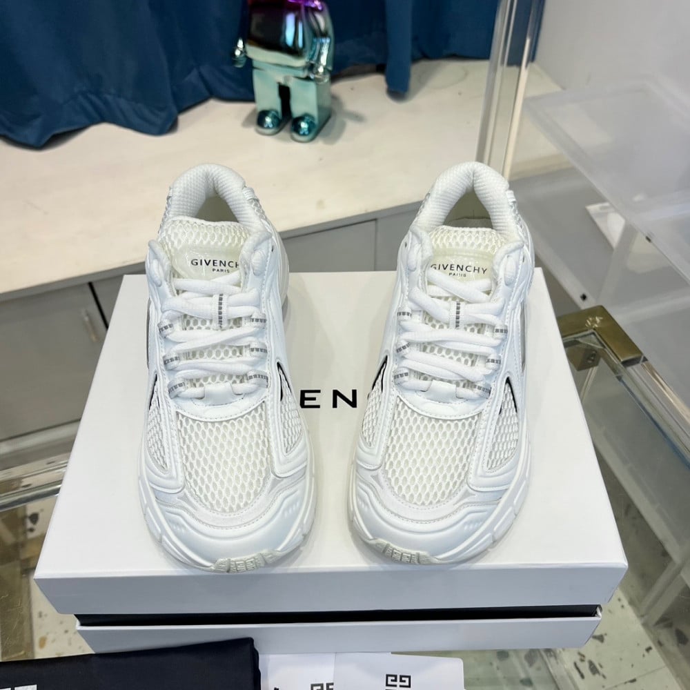 Givenchy Sneakers