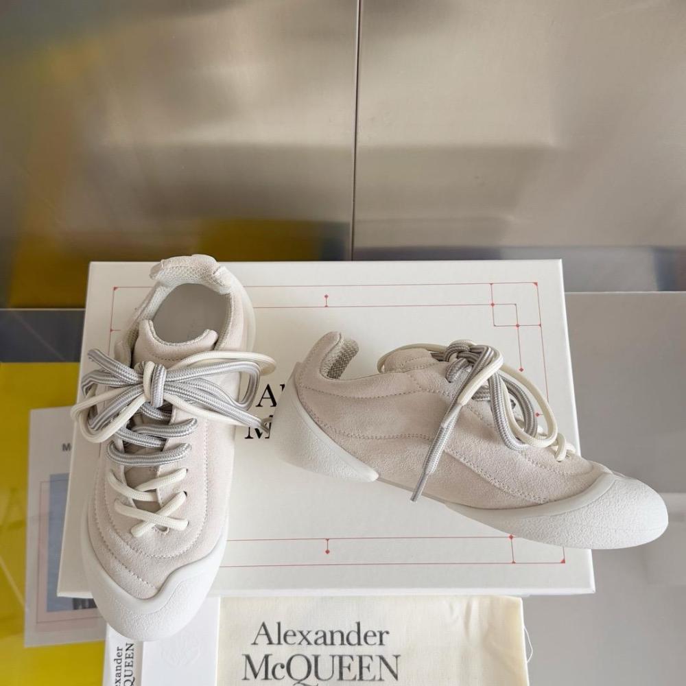 Alexander McQUEEN