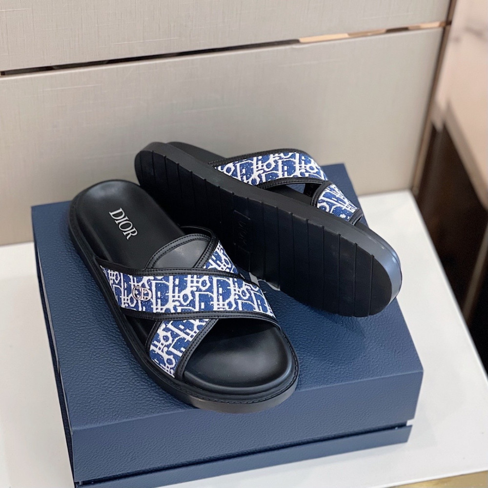 Dior slipper