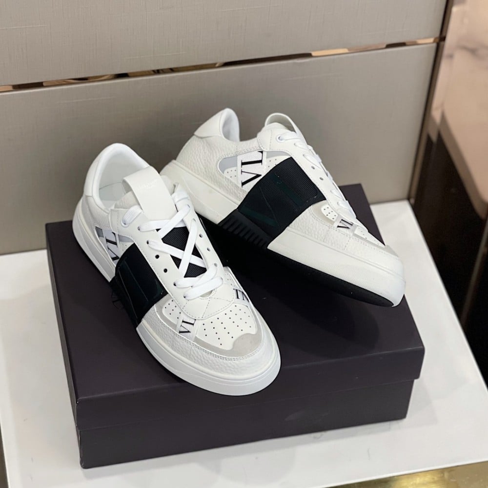 VALENTINO
